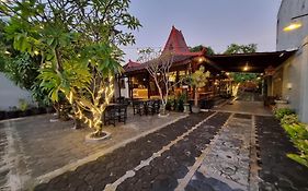 Omah Nayan Guesthouse